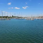 La Vue En Bleu. * آجد