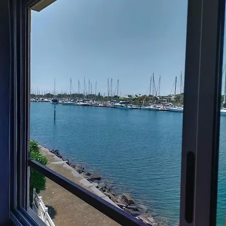 La Vue En Bleu. Agde