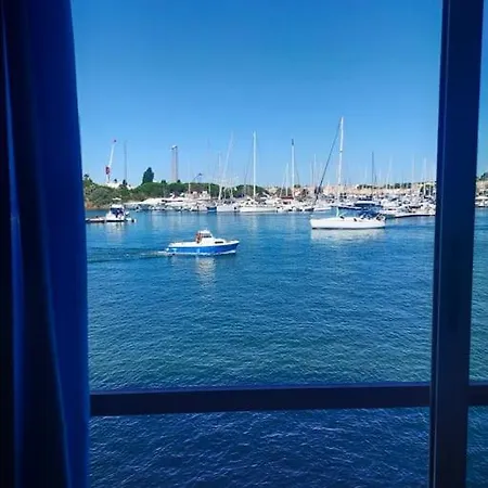 Apartment La Vue En Bleu. Agde