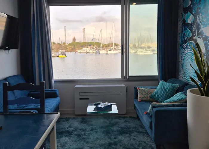 شقة La Vue En Bleu. آجد